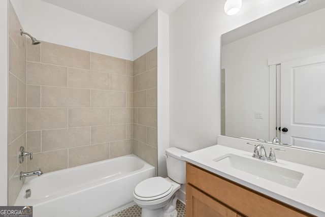 9150 Greenway Court, Gainesville, GA 30506
