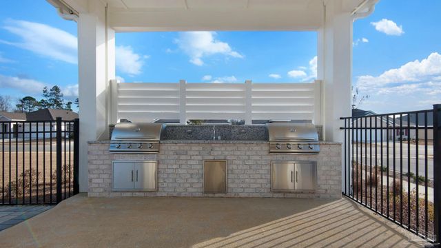 2240 Kildeer St, Cantonment, FL 32533