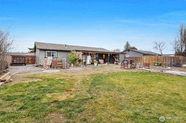 1692 S Wallace Street, Moses Lake, WA 98837