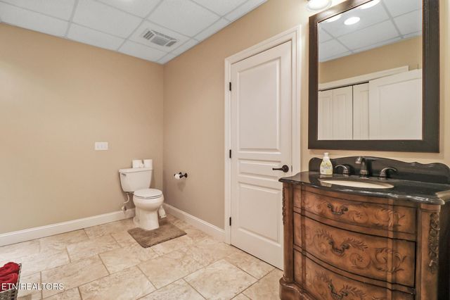 853 Obed River Rd, Crossville, TN 38555