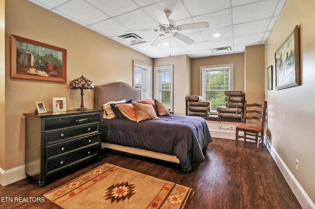 853 Obed River Rd, Crossville, TN 38555