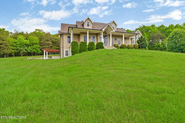 853 Obed River Rd, Crossville, TN 38555