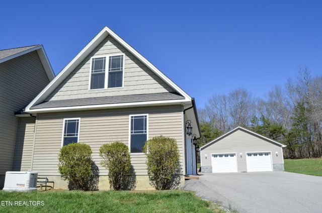 853 Obed River Rd, Crossville, TN 38555