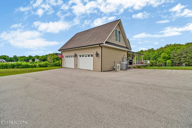 853 Obed River Rd, Crossville, TN 38555