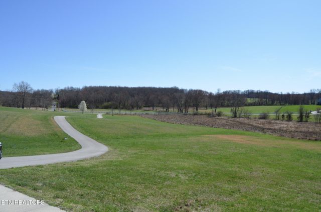 853 Obed River Rd, Crossville, TN 38555