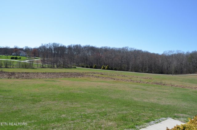 853 Obed River Rd, Crossville, TN 38555