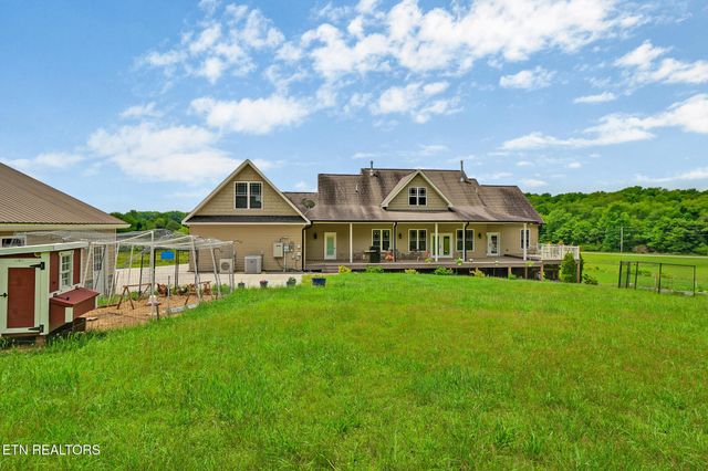 853 Obed River Rd, Crossville, TN 38555