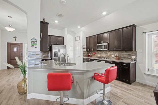 1400 Crossvine Drive, Anna, TX 75409