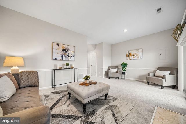 11525 BERTRAM ST, Woodbridge, VA 22192