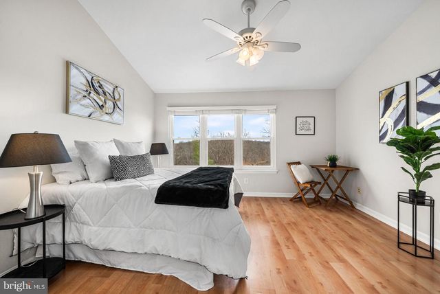 11525 BERTRAM ST, Woodbridge, VA 22192