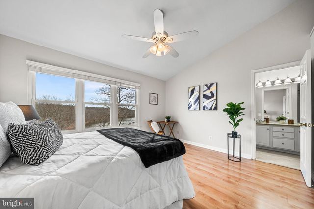 11525 BERTRAM ST, Woodbridge, VA 22192