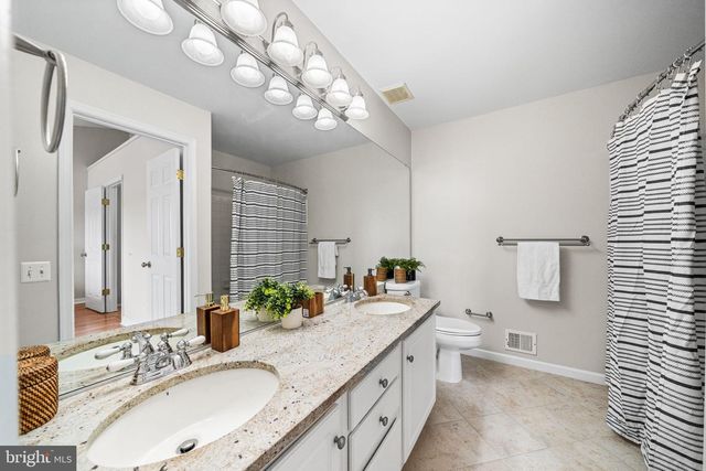 11525 BERTRAM ST, Woodbridge, VA 22192