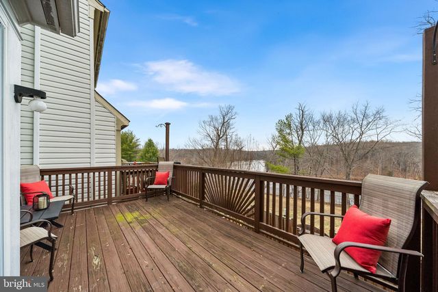 11525 BERTRAM ST, Woodbridge, VA 22192