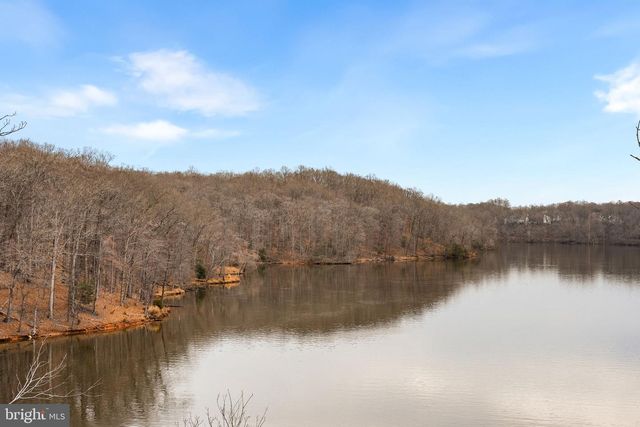 11525 BERTRAM ST, Woodbridge, VA 22192