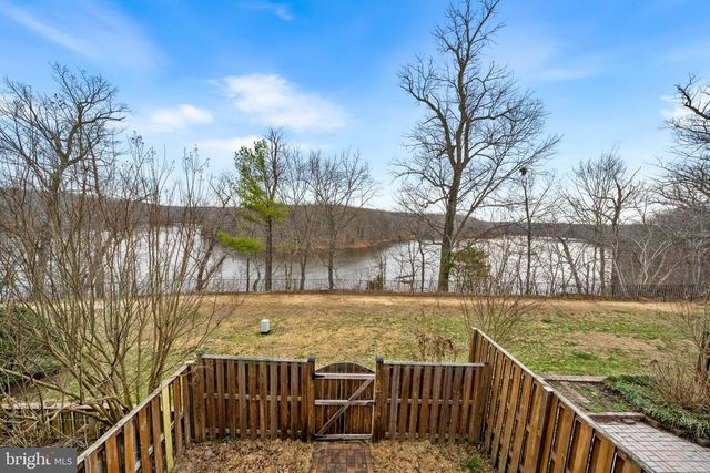 11525 BERTRAM ST, Woodbridge, VA 22192