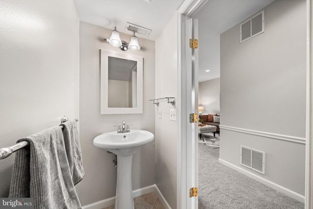 11525 BERTRAM ST, Woodbridge, VA 22192