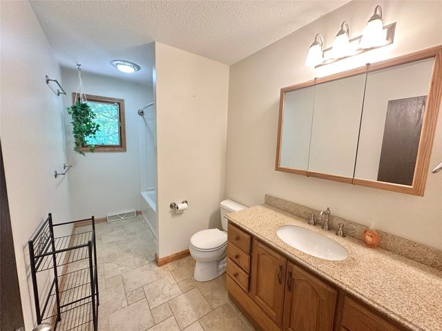 12150 LAY Road, Edinboro, PA 16412