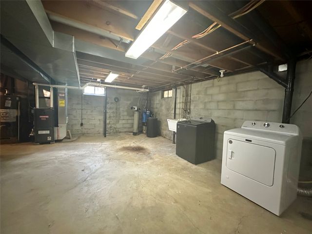 12150 LAY Road, Edinboro, PA 16412