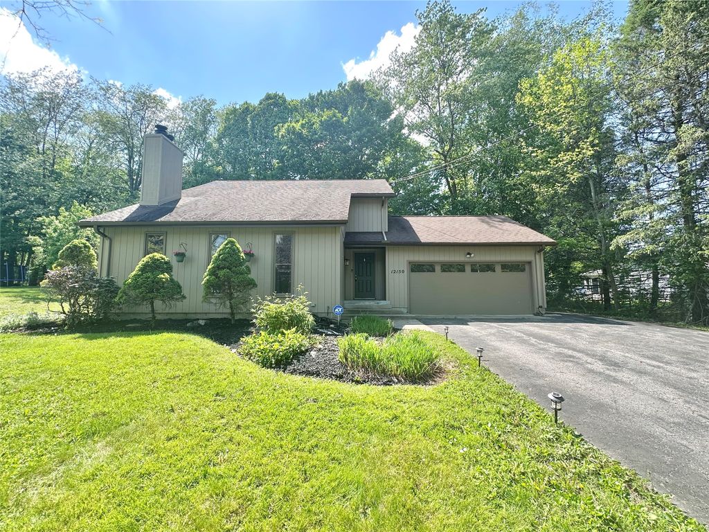 12150 LAY Road, Edinboro, PA 16412