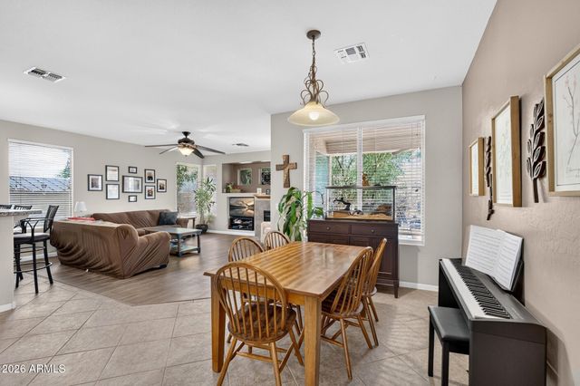 2355 E LA COSTA Place, Chandler, AZ 85249