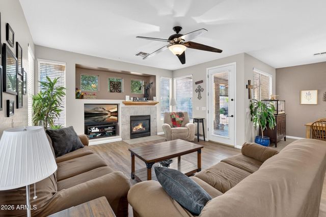 2355 E LA COSTA Place, Chandler, AZ 85249