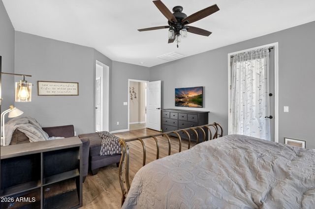 2355 E LA COSTA Place, Chandler, AZ 85249