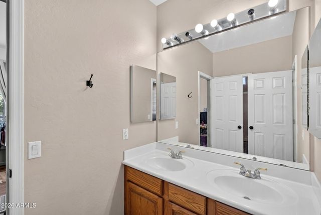 2355 E LA COSTA Place, Chandler, AZ 85249