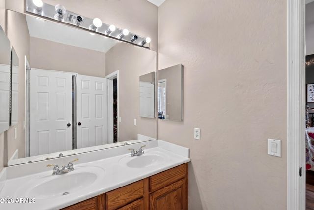 2355 E LA COSTA Place, Chandler, AZ 85249