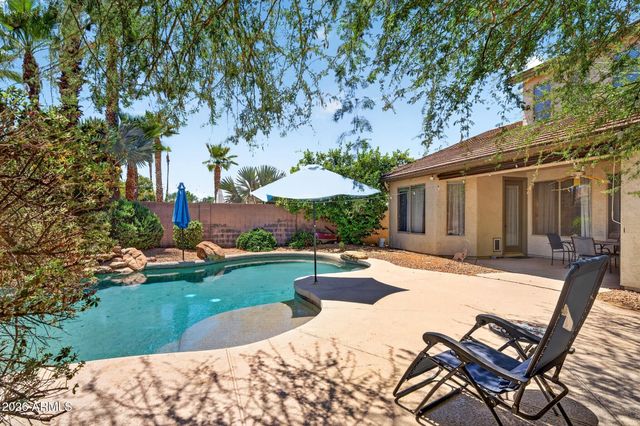2355 E LA COSTA Place, Chandler, AZ 85249