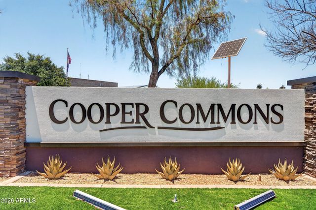 2355 E LA COSTA Place, Chandler, AZ 85249