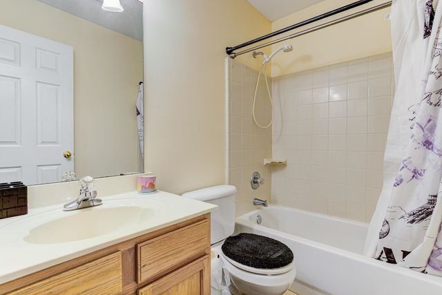 1313 HIDDEN RIDGE LN, Cordova, TN 38016