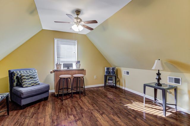 1313 HIDDEN RIDGE LN, Cordova, TN 38016