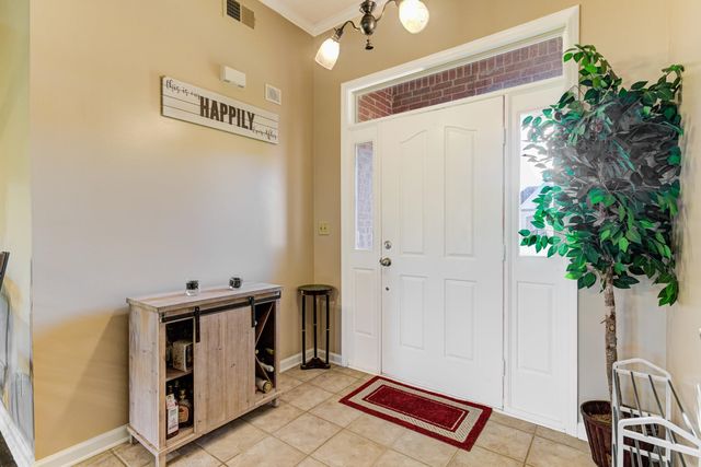 1313 HIDDEN RIDGE LN, Cordova, TN 38016