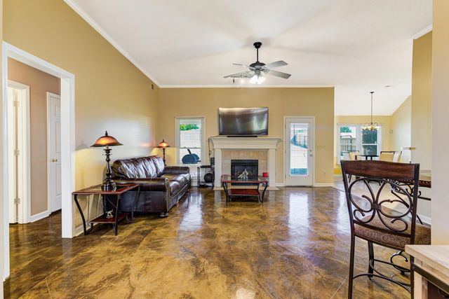 1313 HIDDEN RIDGE LN, Cordova, TN 38016