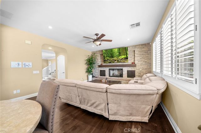 5446 Sunlight, Simi Valley, CA 93063