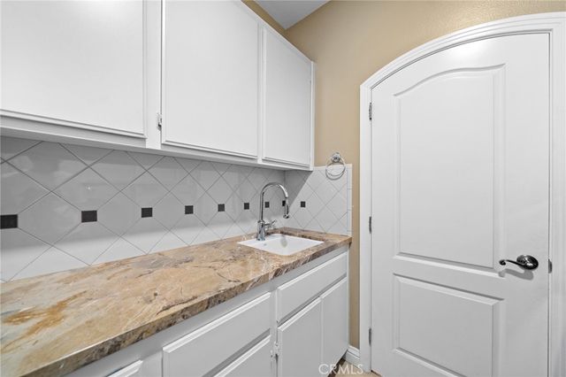 5446 Sunlight, Simi Valley, CA 93063
