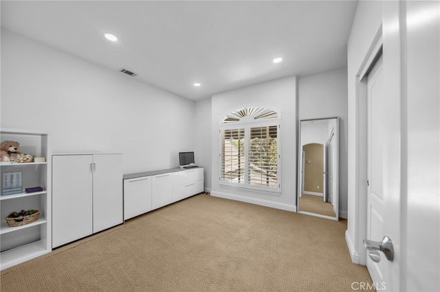 5446 Sunlight, Simi Valley, CA 93063