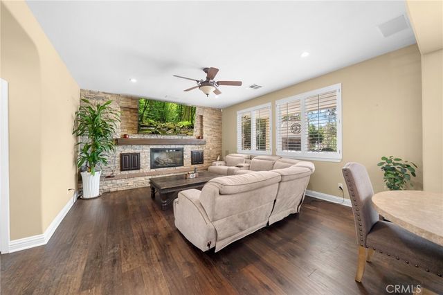 5446 Sunlight, Simi Valley, CA 93063