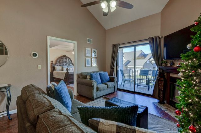 169 Highland Drive 8, Branson, MO 65616