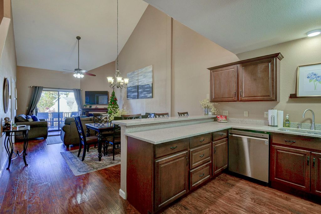 169 Highland Drive 8, Branson, MO 65616