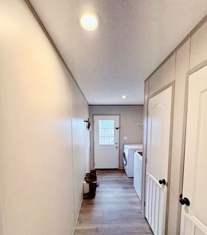 23 Evening Shade Lane, Graysville, TN 37338