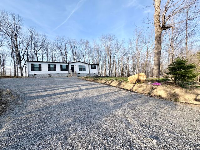 23 Evening Shade Lane, Graysville, TN 37338