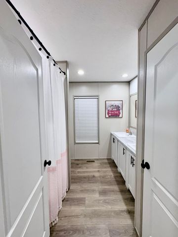 23 Evening Shade Lane, Graysville, TN 37338