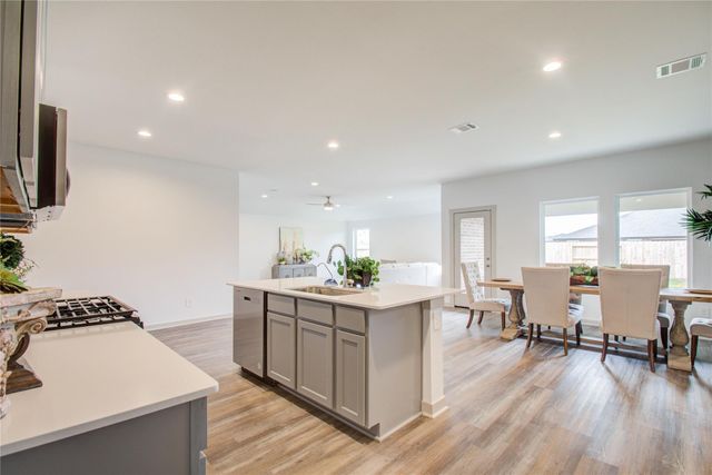 3407 Lake Landing Lane, Missouri City, TX 77459