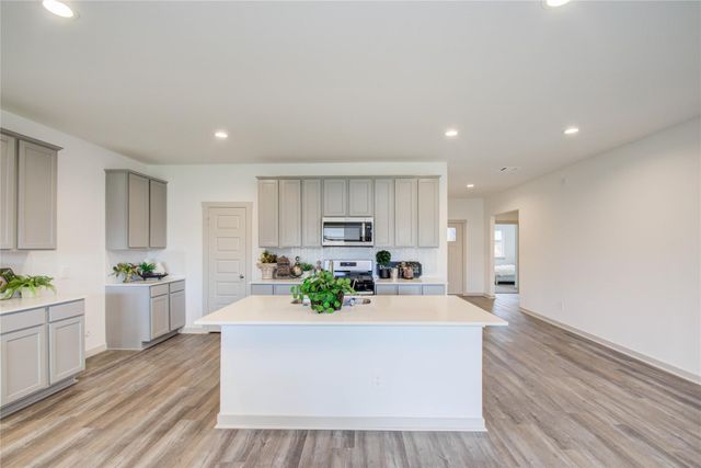 3407 Lake Landing Lane, Missouri City, TX 77459