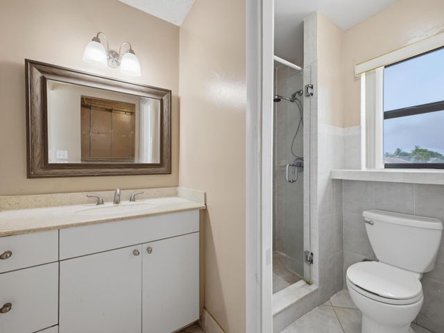 5088 NW 5TH Street, Delray Beach, FL 33445