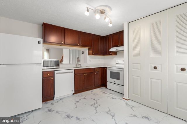 3432 JOUSTERS WAY, Woodbridge, VA 22192