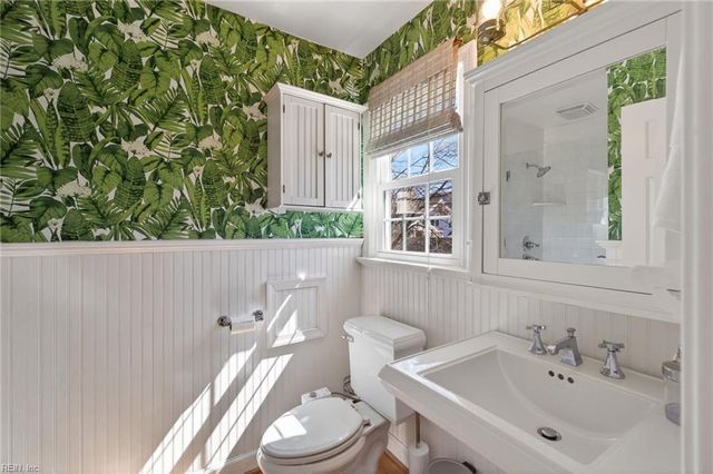 1207 Manchester AVE, Norfolk, VA 23508