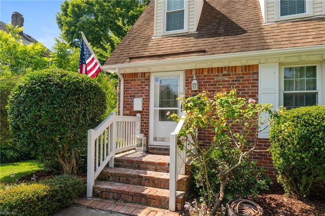 1207 Manchester AVE, Norfolk, VA 23508