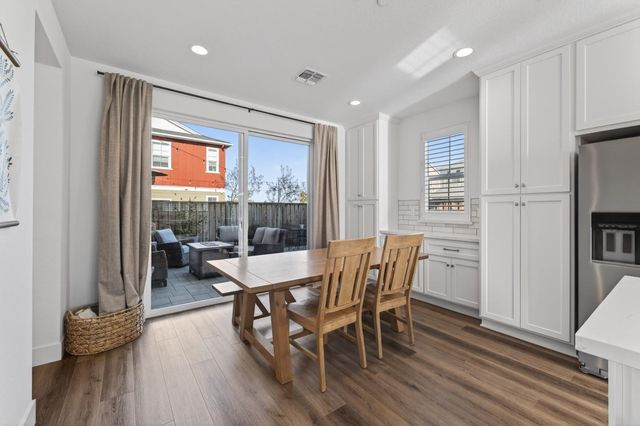 239 Bungalow Court, Marina, CA 93933